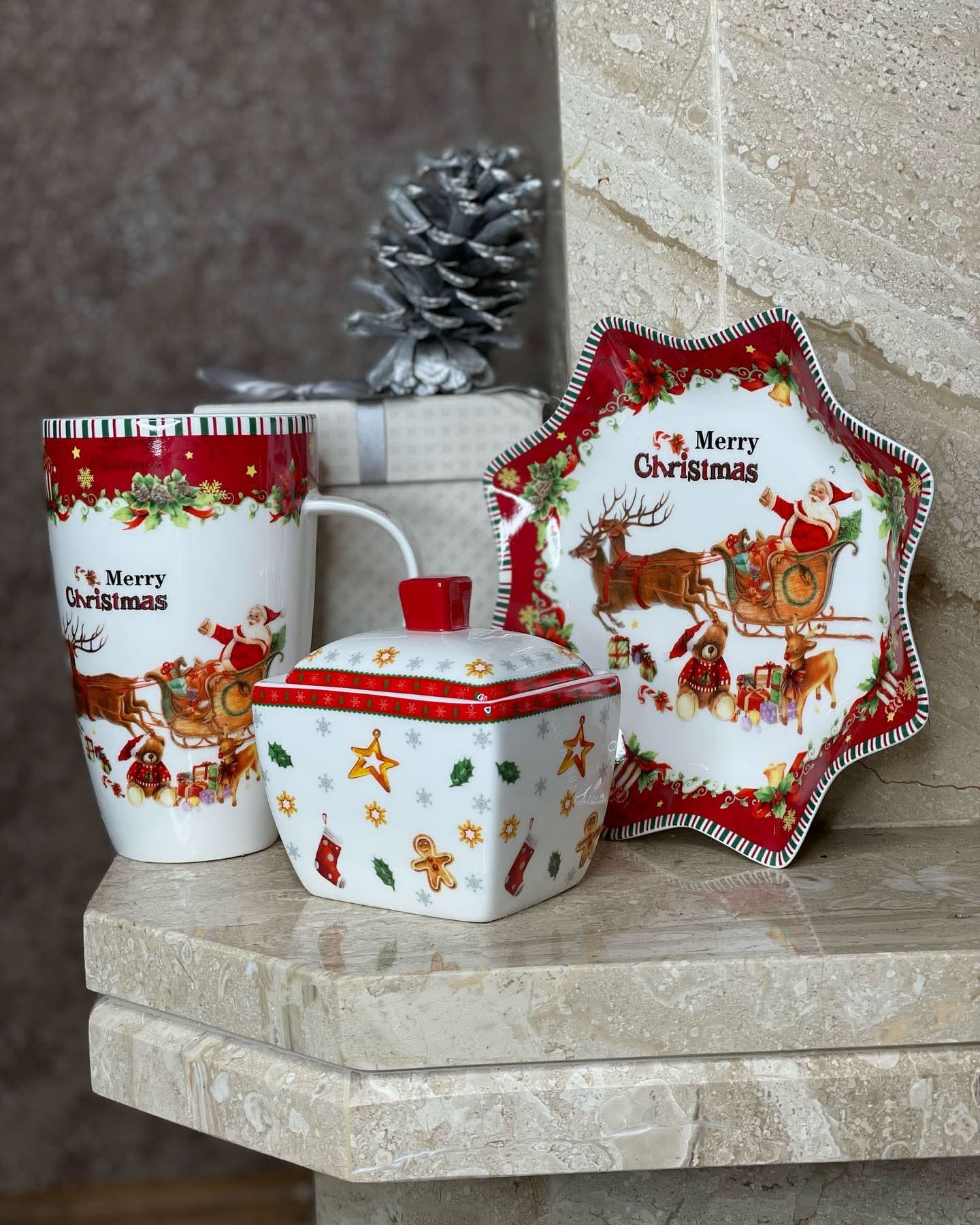 Conjunto de Porcelana Natalino com 3 Peças