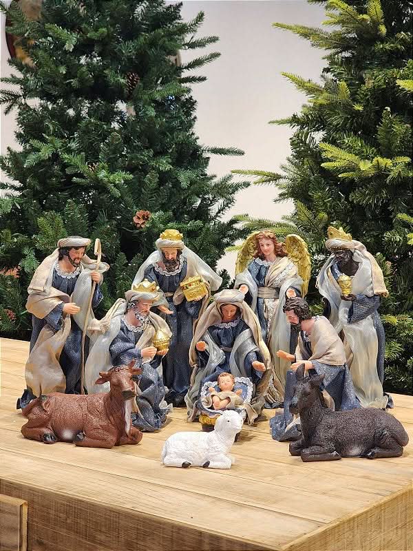 Presépio Sagrada Família – 11 Peças em Resina Premium