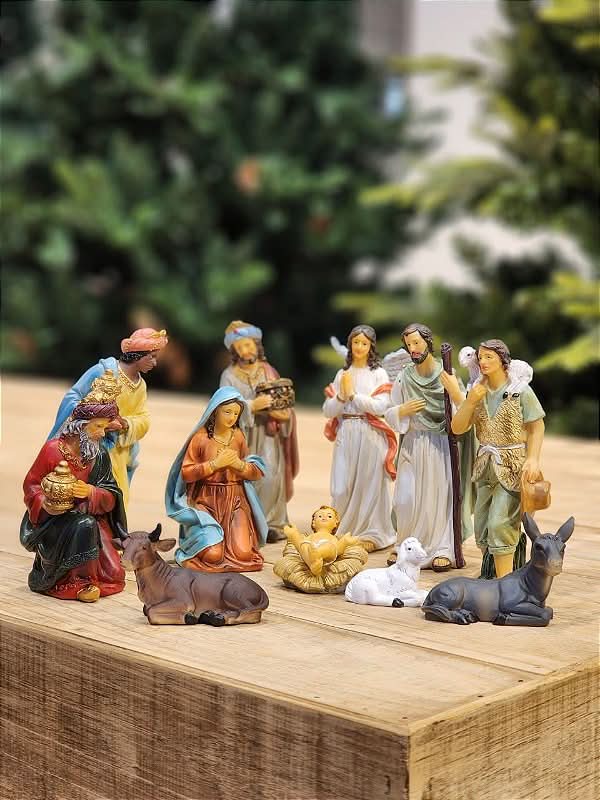 Presépio Sagrada Família 11 Peças em Resina | 20cm e 33cm