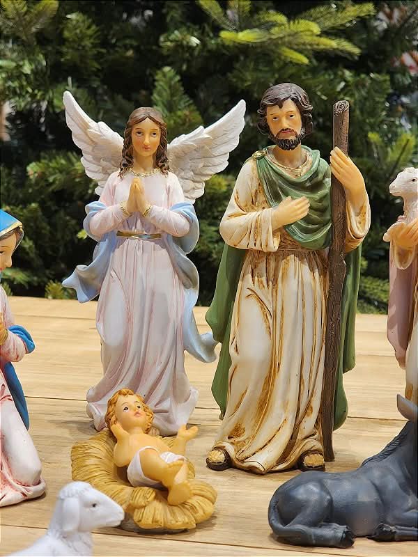 Presépio Sagrada Família 11 Peças em Resina | 20cm e 33cm