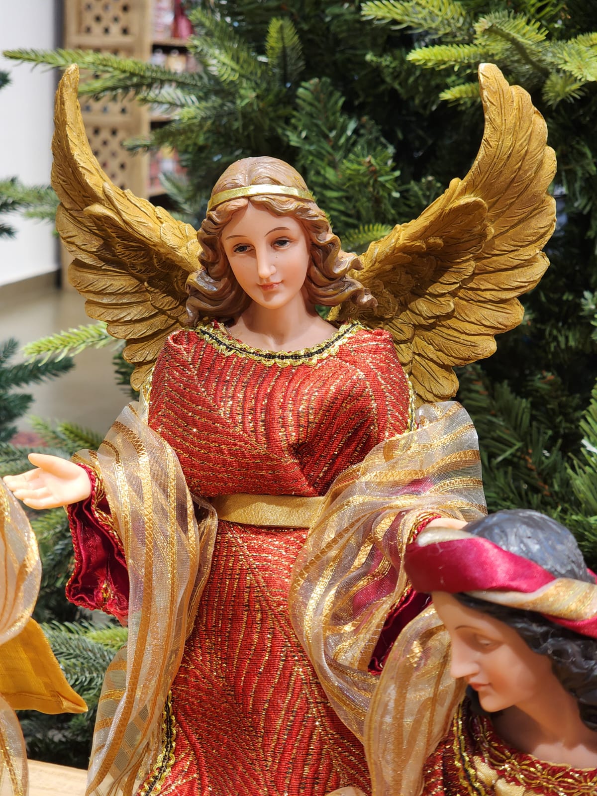 Presépio em Resina com Tecido Premium - 11 Peças | 28cm, 37cm e 48cm