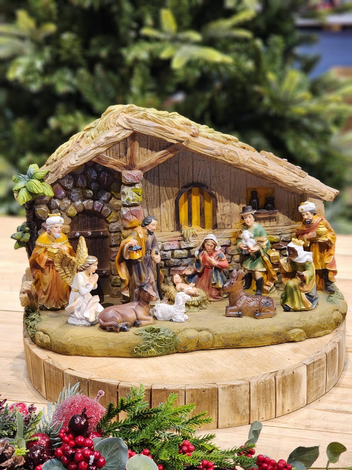 Presépio Musical em Resina com Som | 28cm e 45cm