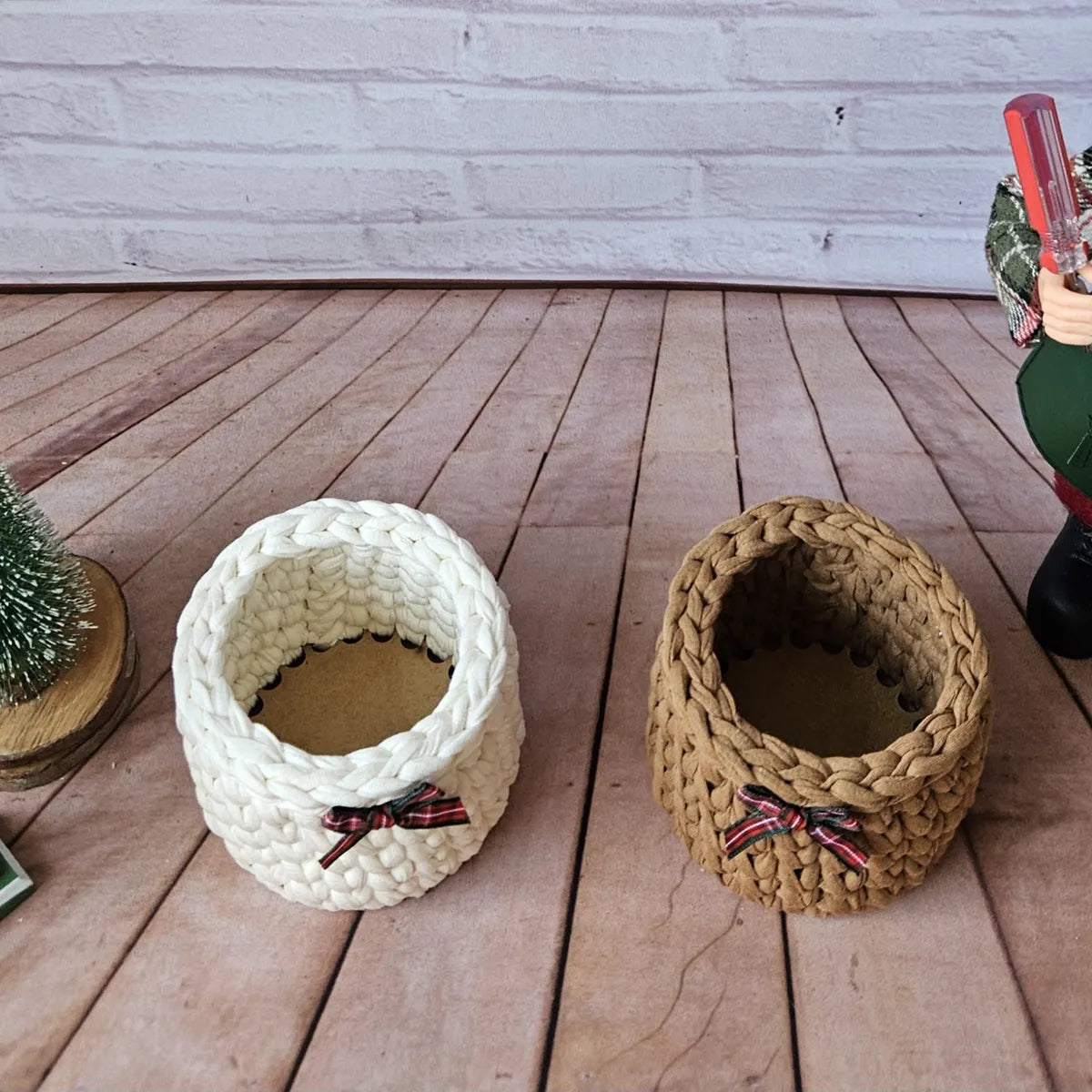 Kit Porta Panetone de Crochê Branco e Bege