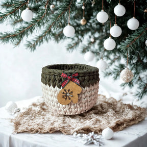 Porta Panetone de Crochê - Branco/Verde com Luvinha