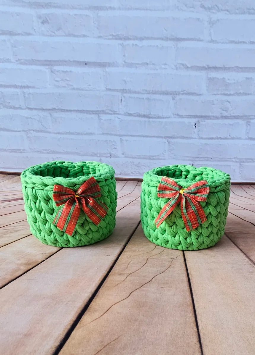 Kit Porta Panetone de Crochê Verde com Laço Vermelho