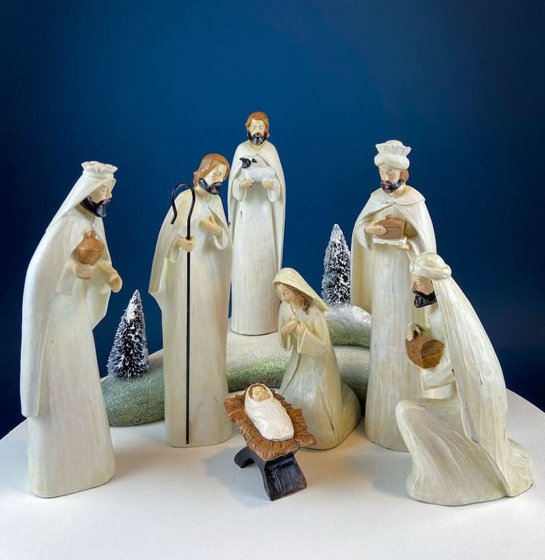 Presépio Robert Stanley – 7 Peças em Resina com Estilo Contemporâneo