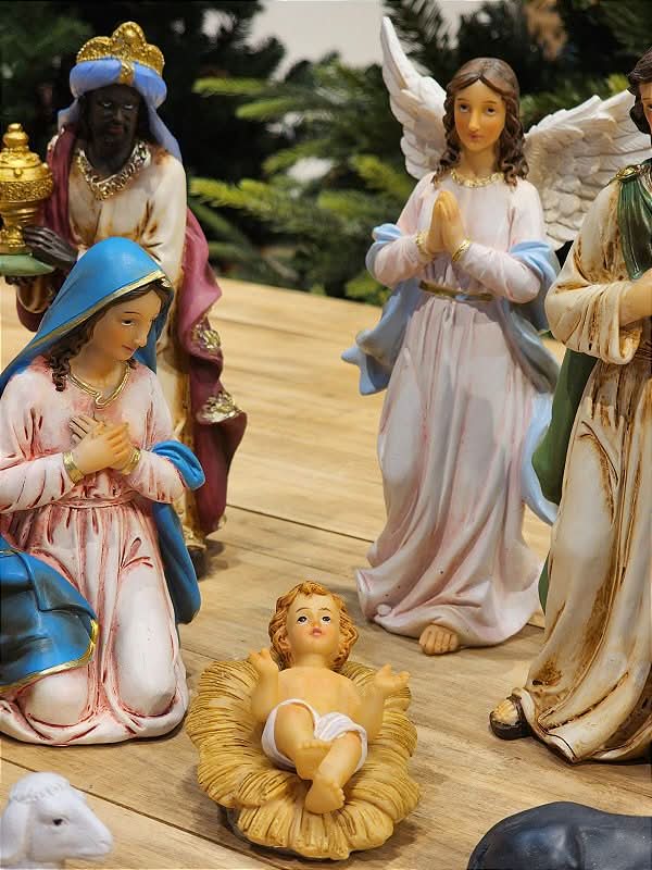 Presépio Sagrada Família 11 Peças em Resina | 20cm e 33cm