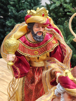 Presépio em Resina com Tecido Premium - 11 Peças | 28cm, 37cm e 48cm