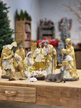 Presépio Sagrada Família Dourado - 11 Peças em Resina | 20cm, 33cm e 48cm