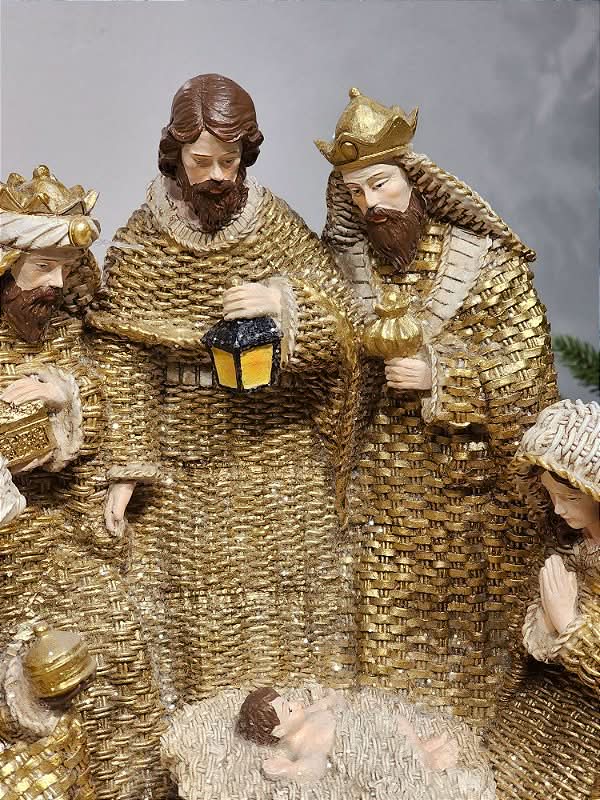 Sagrada Família Dourada em Resina | 20cm e 33cm